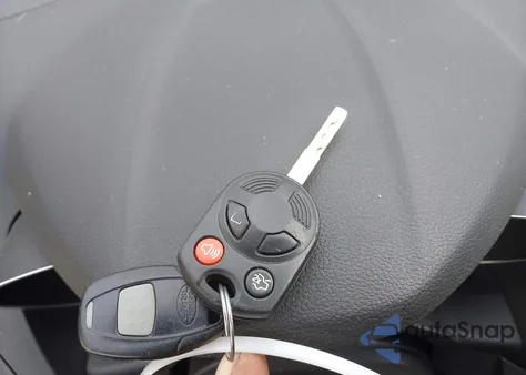 2014 Ford Escape Se z USA, uszkodzony, nr VIN 1FMCU9G93EUD35422